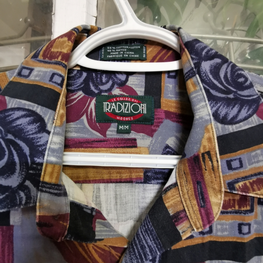 Women's Multicolor Patterned Top - Picture 2 of 3